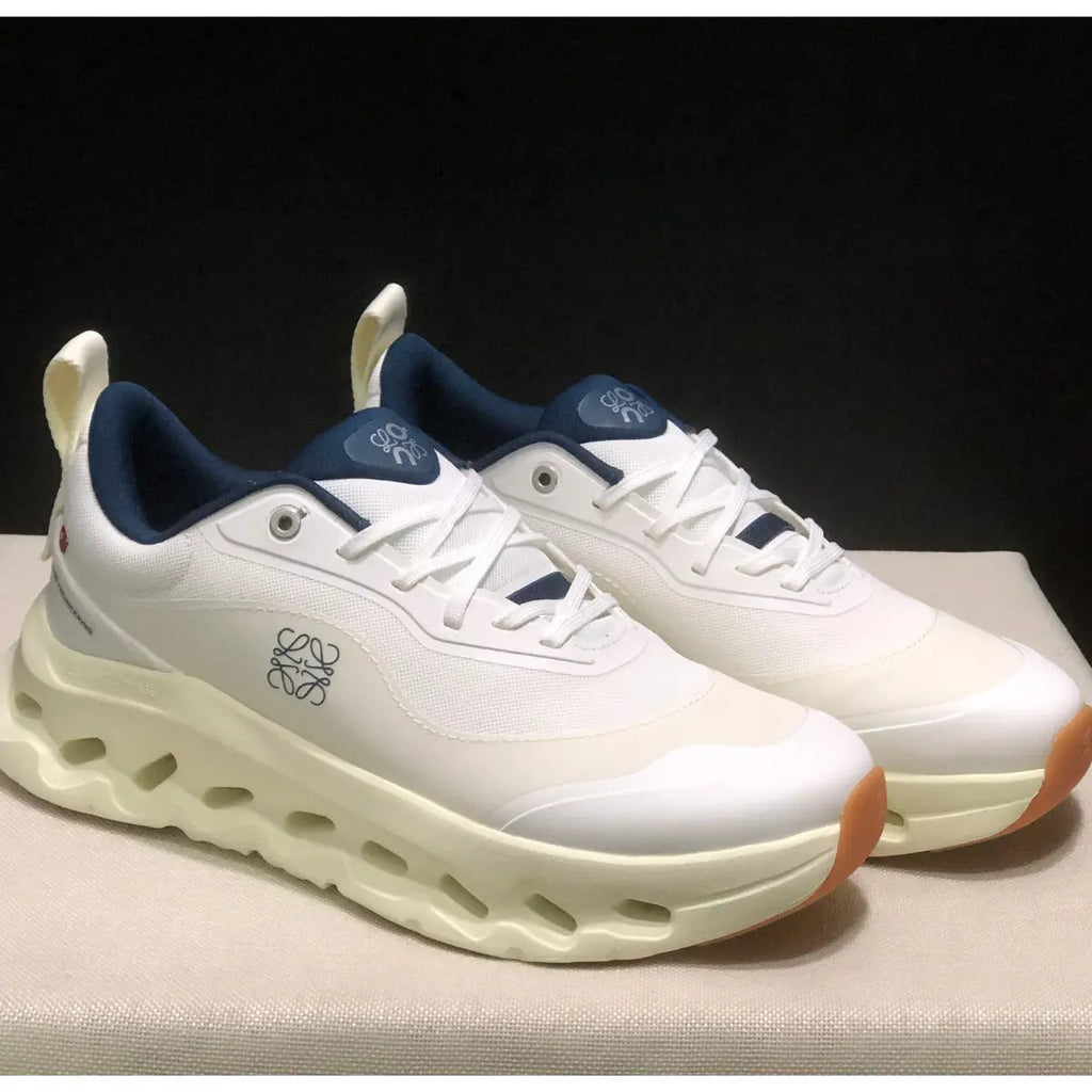 On Cloud × Loewe — Cloudtilt Light Blue Ma boutique