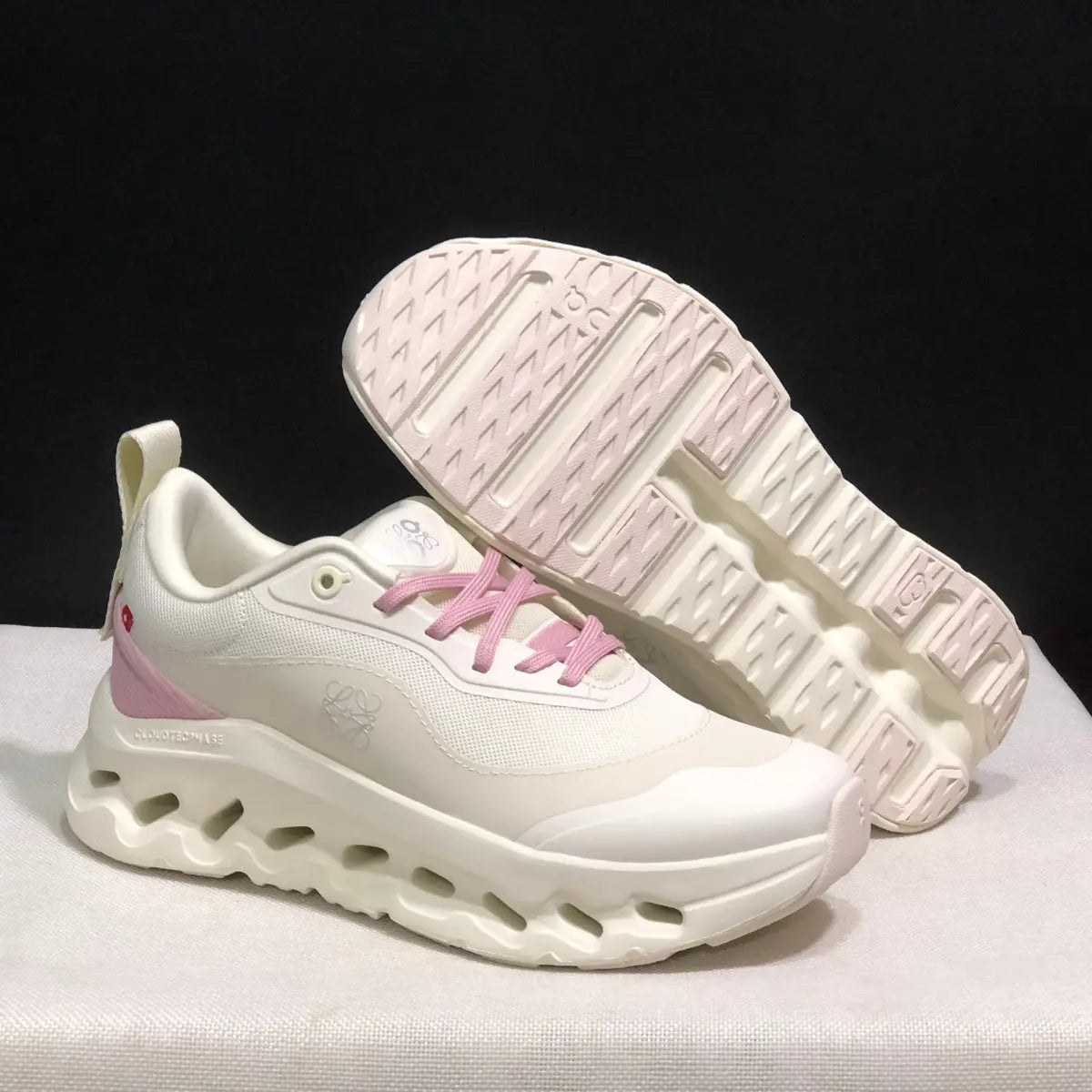 On Cloud × Loewe — Cloudtilt Light Pink Ma boutique