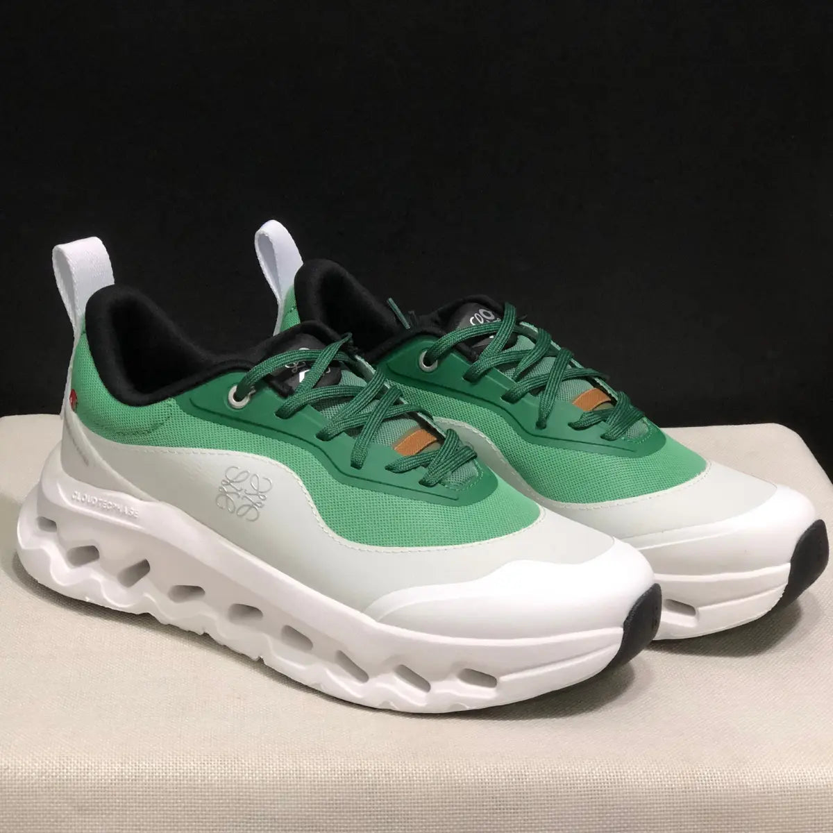 On Cloud × Loewe — Cloudtilt Vert Ma boutique