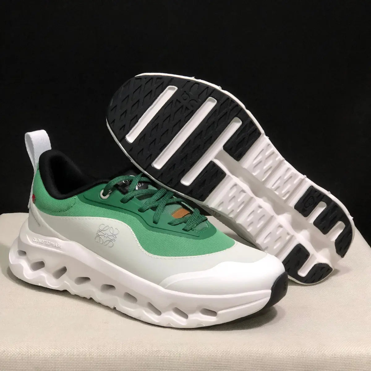 On Cloud × Loewe — Cloudtilt Vert Ma boutique