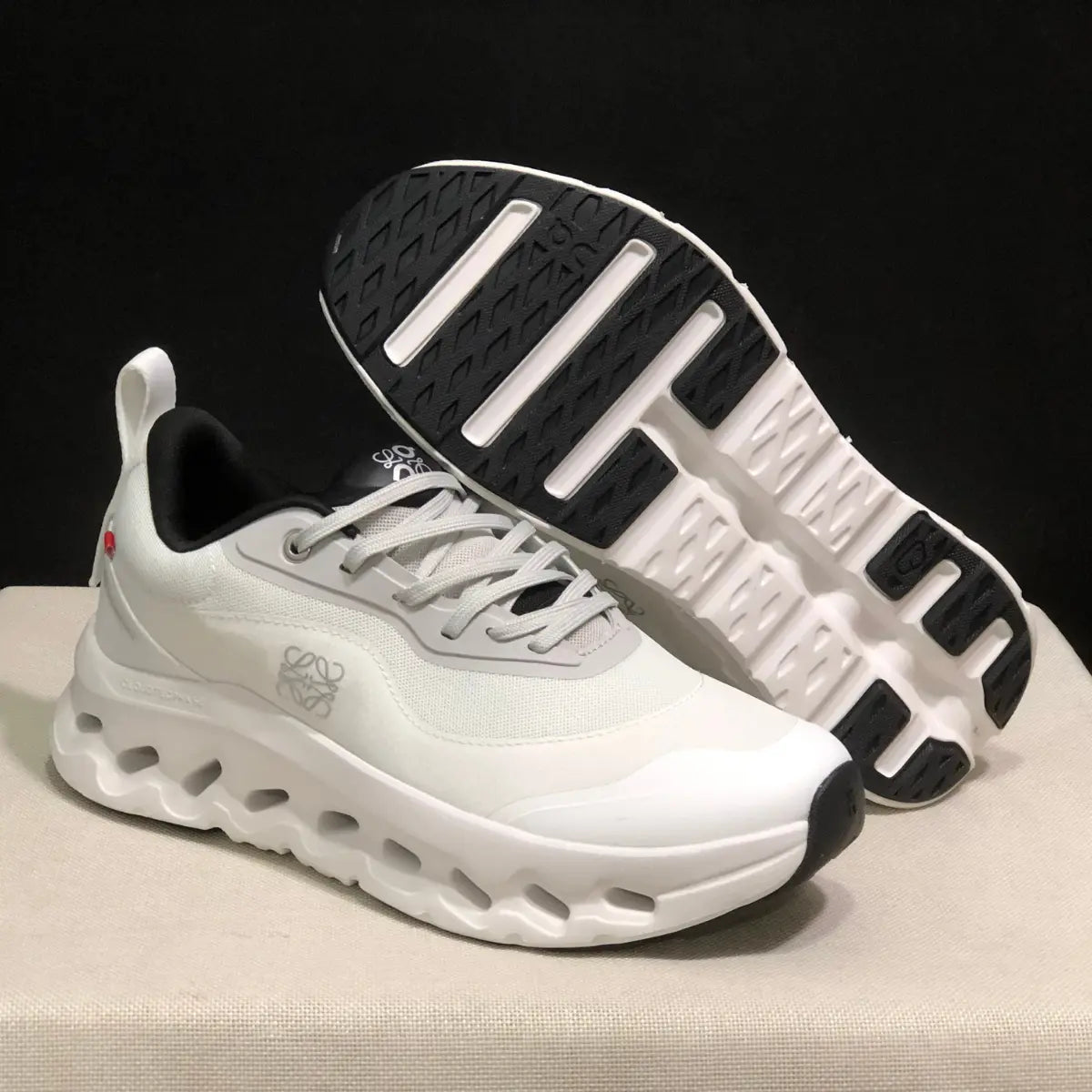 On Cloud × Loewe — Cloudtilt White and Black Ma boutique