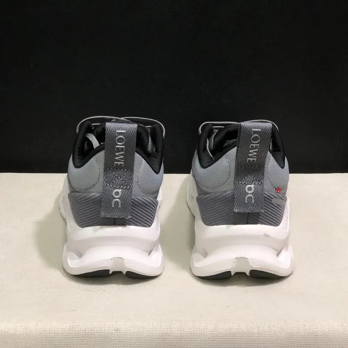 On Cloud × Loewe — Cloudtilt Gris Ma boutique