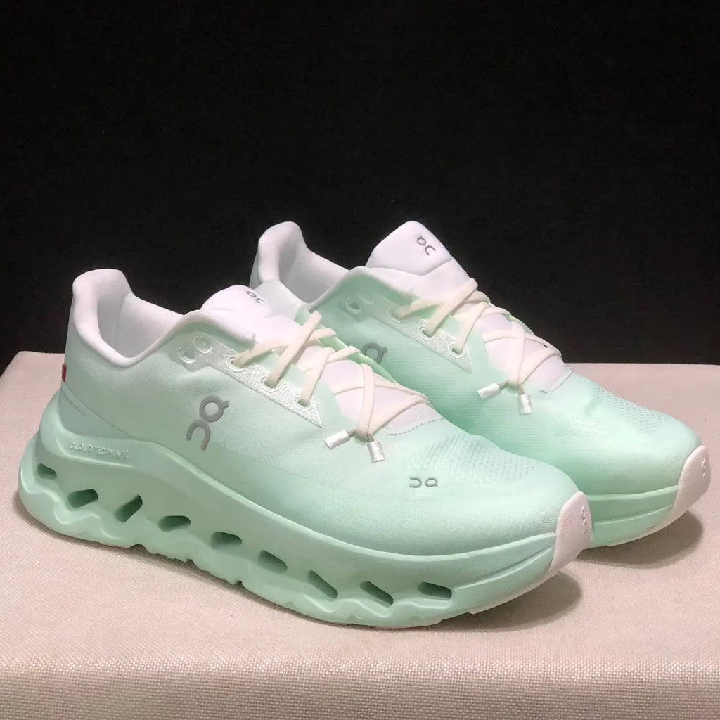 Cloudtilt - White Mint Ma boutique
