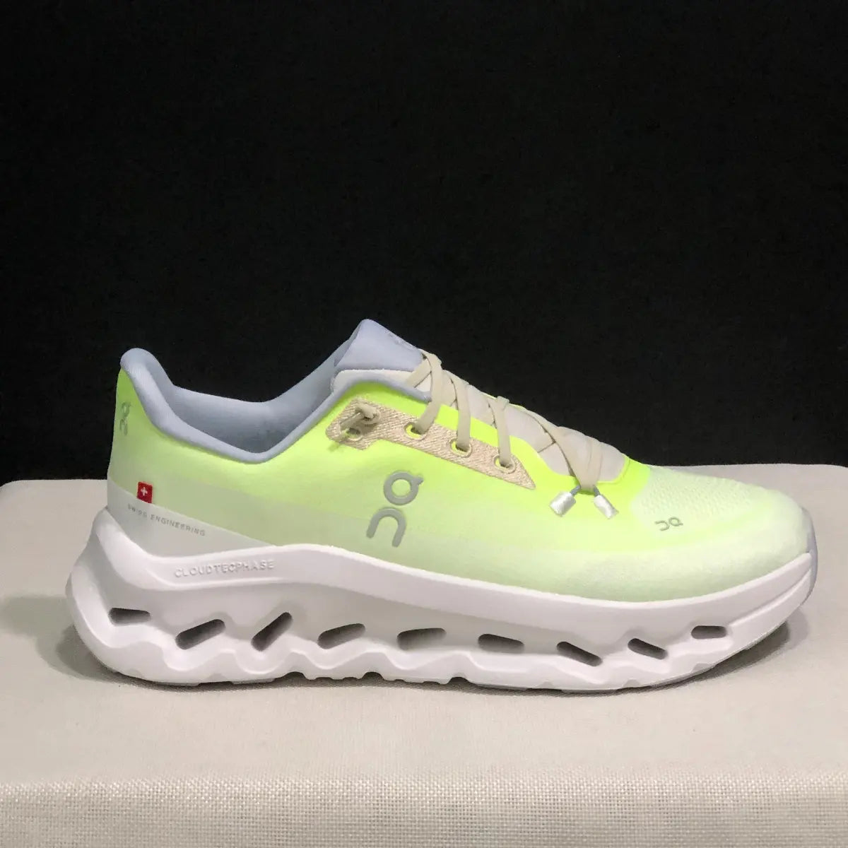 Cloudtilt - Lime Ivory Ma boutique